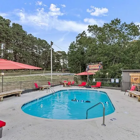 Stonegate Lodge Fire Pit 50In Tv Salt Water Pool Fast Wi-Fi Room #301 Eureka Springs Exterior photo